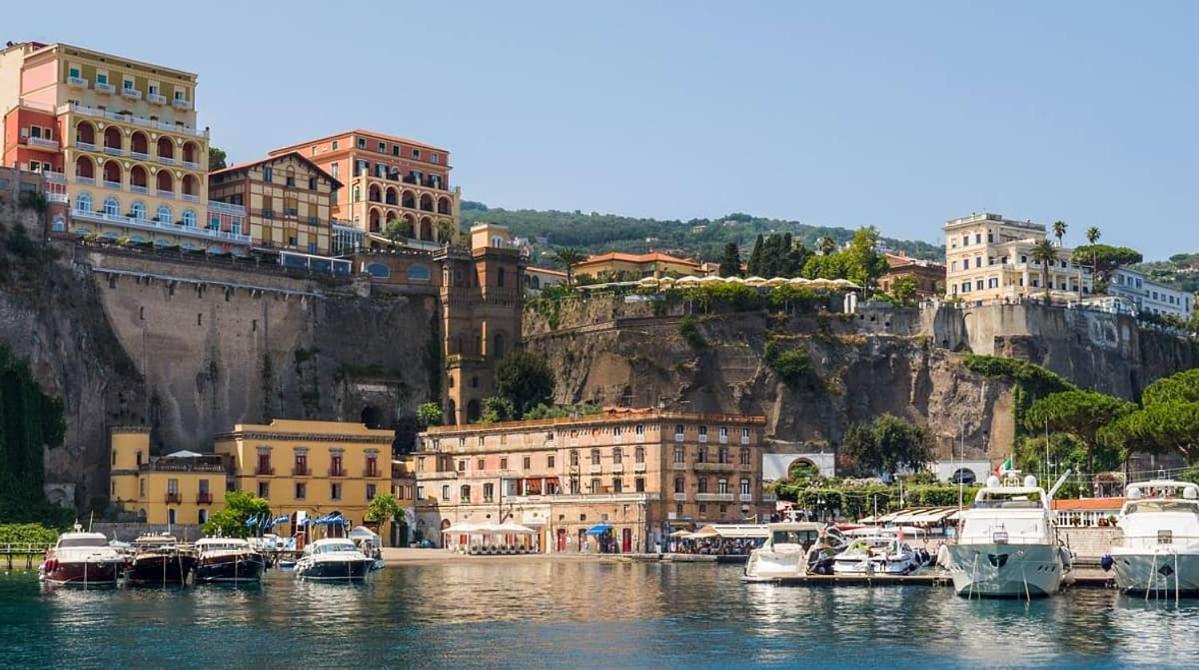 Holiday And Relax In Sorrento Esterno foto